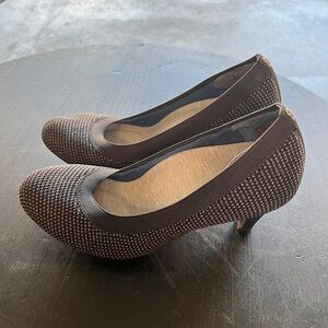 Women’s work shoes